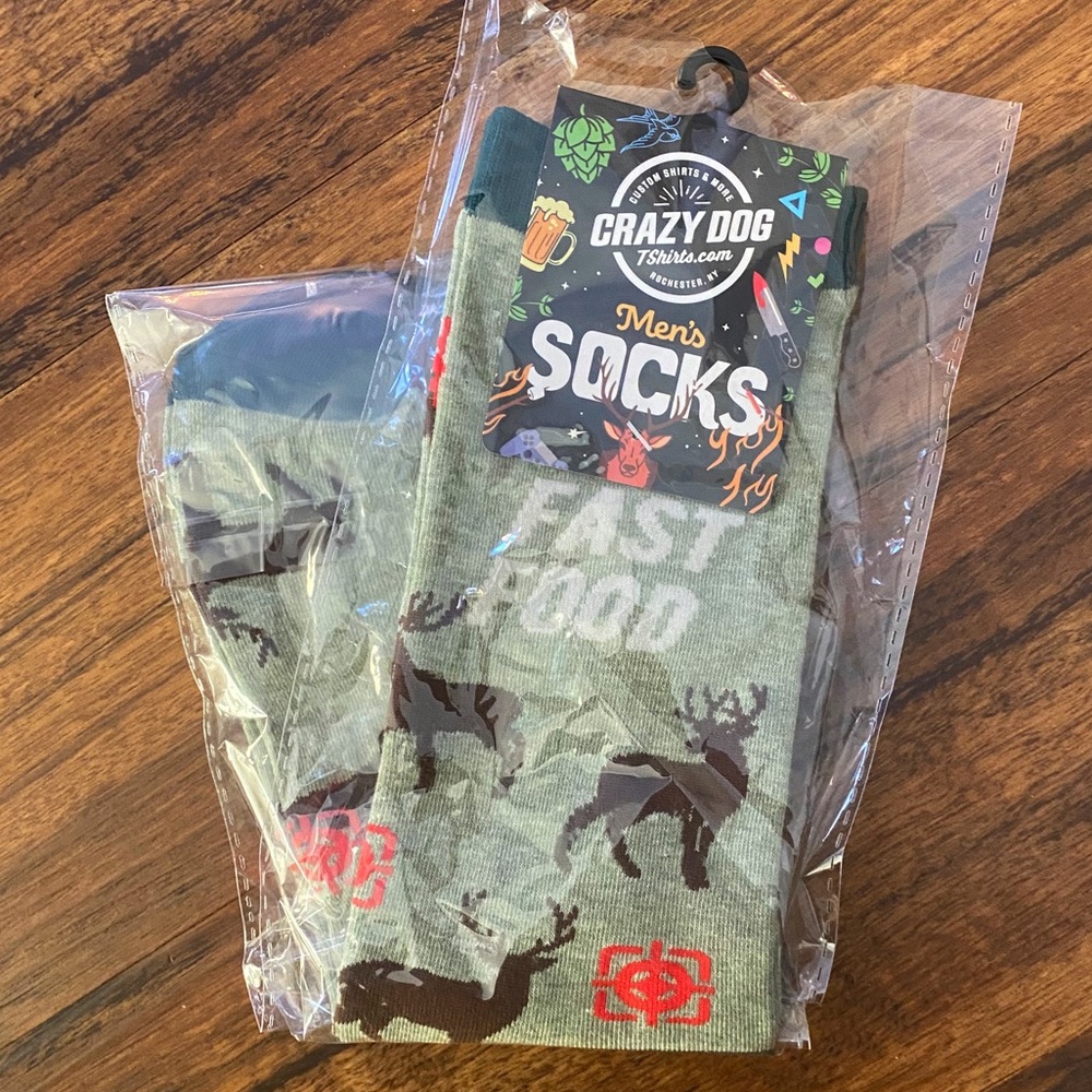 ♥️💖 Crazy Dog FAST FOOD Deer Buck Target Hunting Men’s Socks